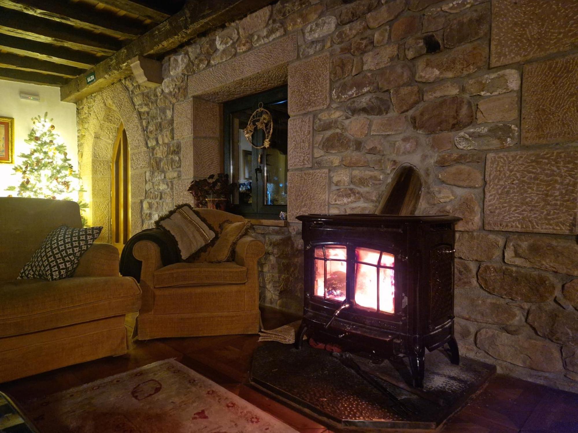 Hotel La Casona De Barrio, Alto Campoo Barrio  Exteriér fotografie
